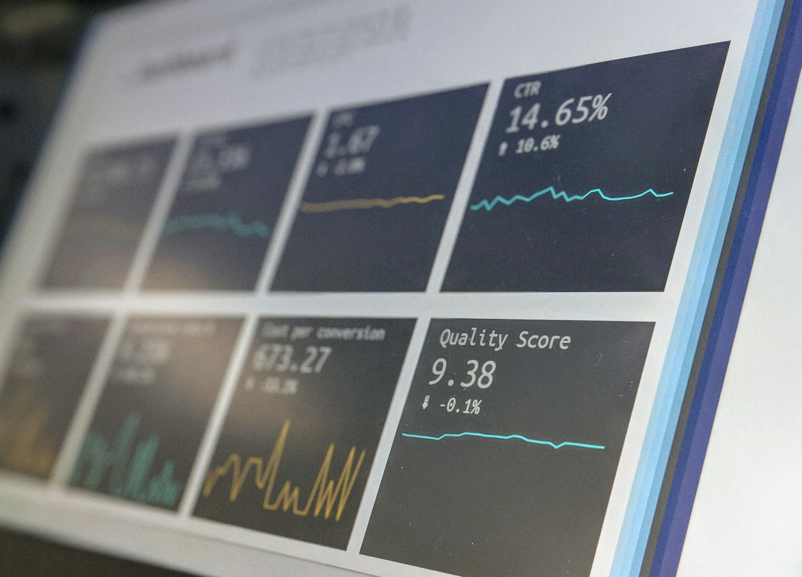 Turned-on monitoring screen